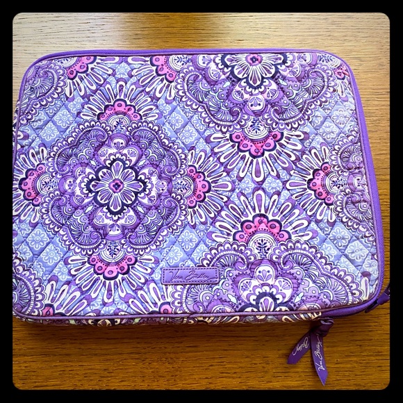 Vera Bradley Handbags - Vera Bradley laptop case